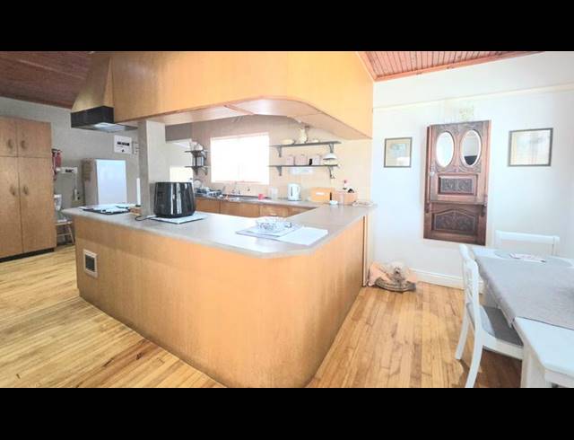 3 BEDROOM HOUSE FOR SALE IN DE LA HAYE